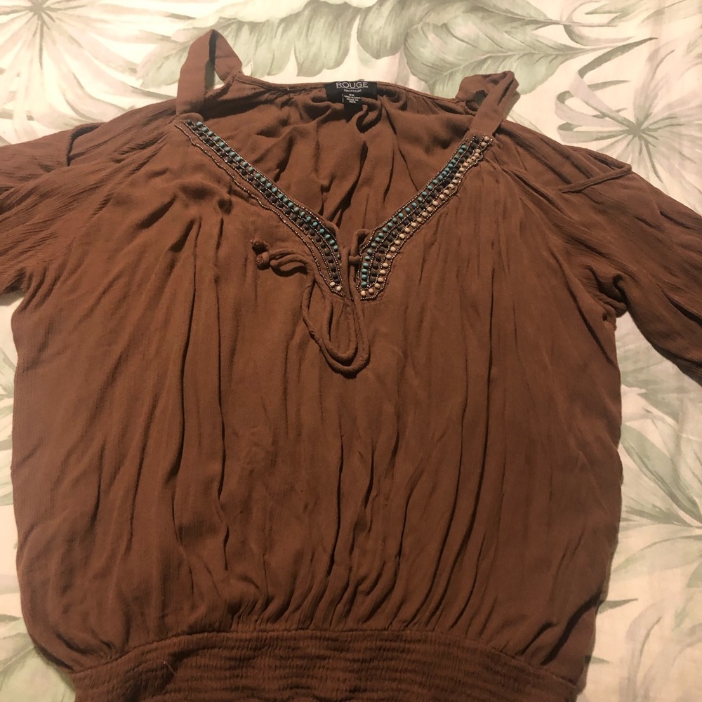 Cute top.